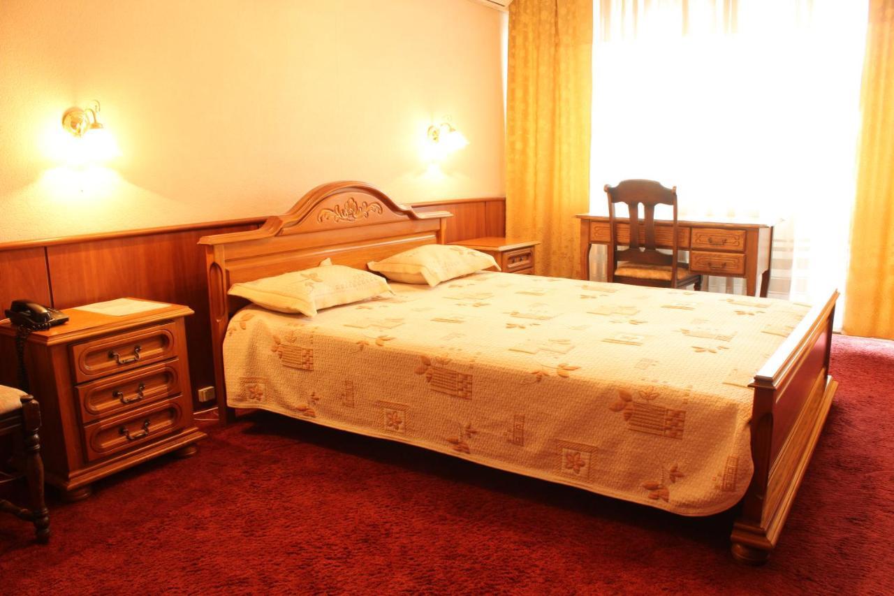 Hotel Turist Chisinau Exterior photo